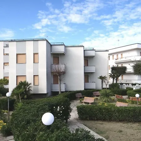 Appartamento Prima Fila Mare Alba Adriatica