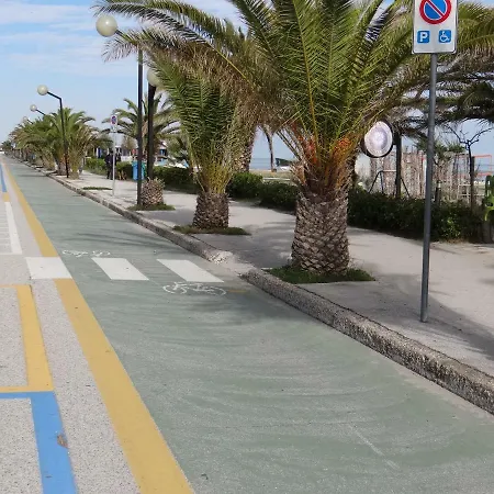 Prima Fila Mare Appartamento Alba Adriatica